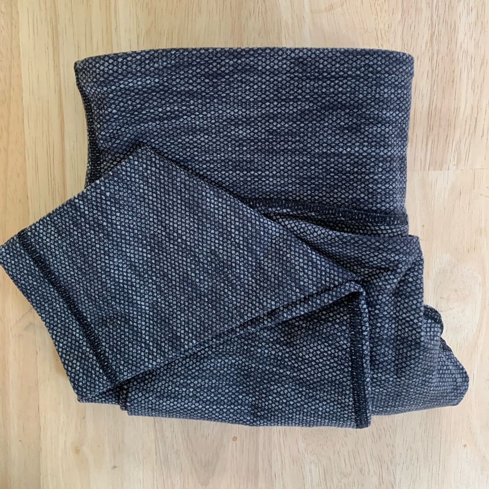 Lululemon textured leggings